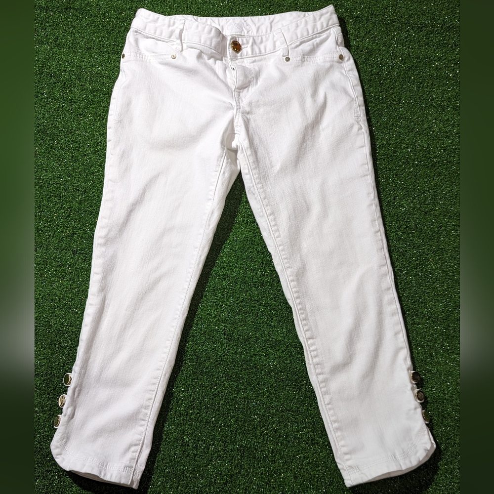 Cache white round hem ankle jeans gold buttons at ankles